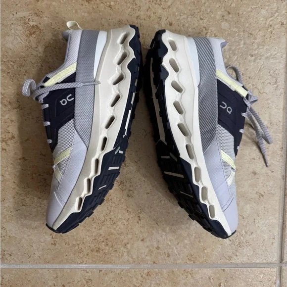 Women’s ON Athletic Shoes